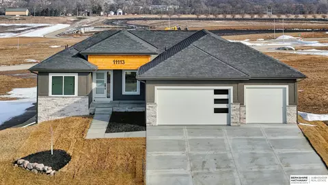 11113 N 161 St, Bennington, NE 68007