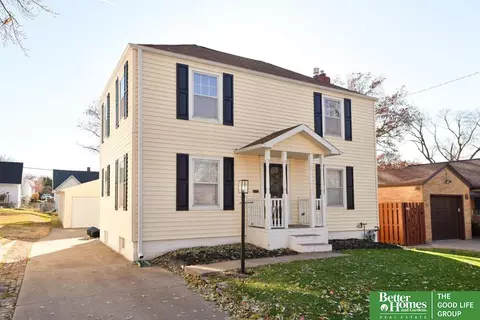 6023 William St, Omaha, NE 68106