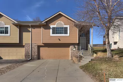 7438 S 173rd St, Omaha, NE 68136