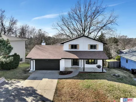 3251 S 76th St, Lincoln, NE 68506