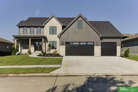 2110 S 211th St, Elkhorn, NE 68022