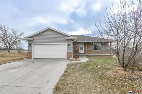 9421 N 143rd St, Waverly, NE 68462