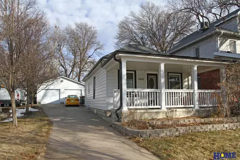 5660 Saylor St, Lincoln, NE 68506