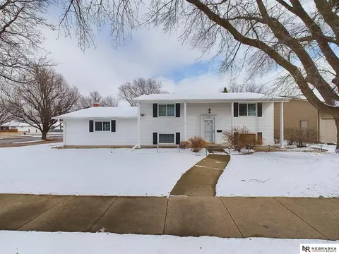 108 S Downing St, Fremont, NE 68025