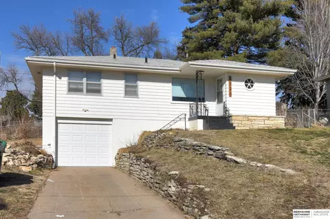 6020 Nebraska Ave, Omaha, NE 68104