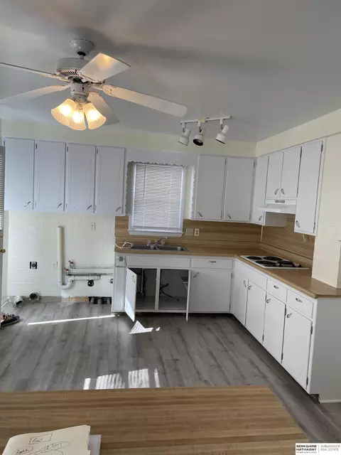 Kitchen - 3605-07 Ernst St, Omaha, NE 68112 photo 1 of 4