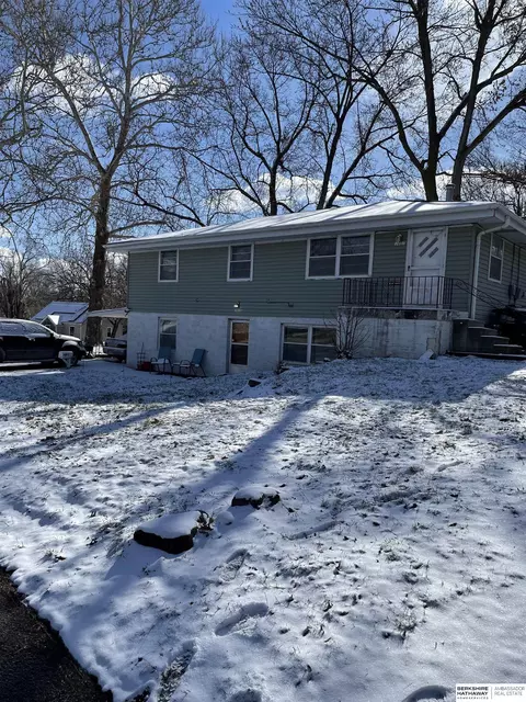 3605-07 Ernst St, Omaha, NE 68112