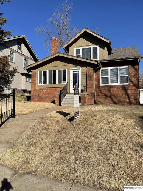 3022 Nicholas St, Omaha, NE 68131