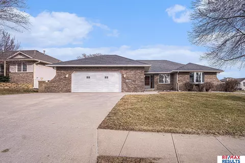 11803 N 158th St, Bennington, NE 68007