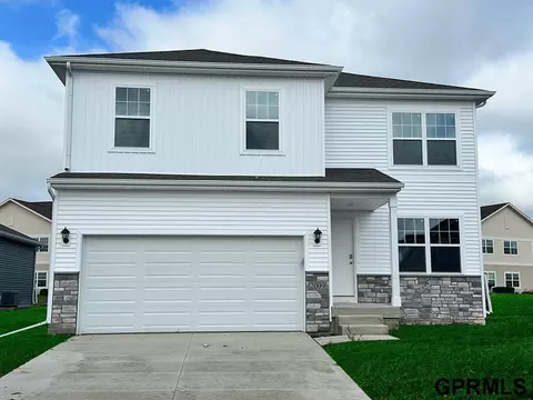 12717 S 204th Ave, Gretna, NE 68028