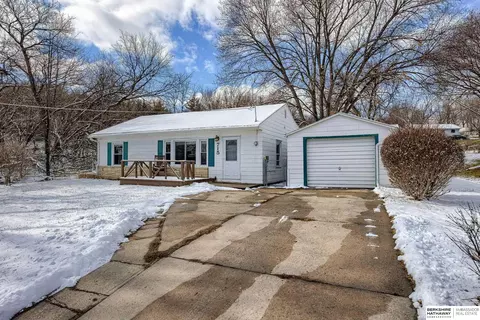 715 N 31st Ave, Blair, NE 68008