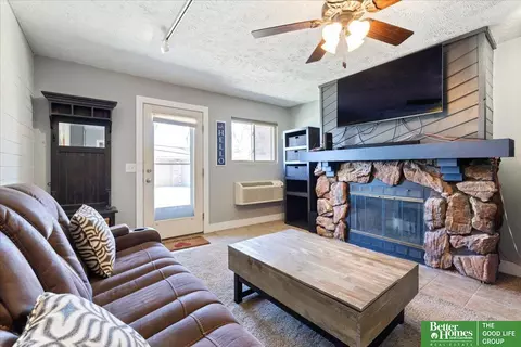 8941 Miami St #14, Omaha, NE 68134