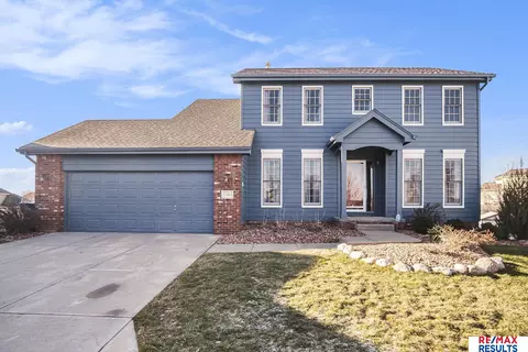 13614 S 42nd Cir, Bellevue, NE 68123
