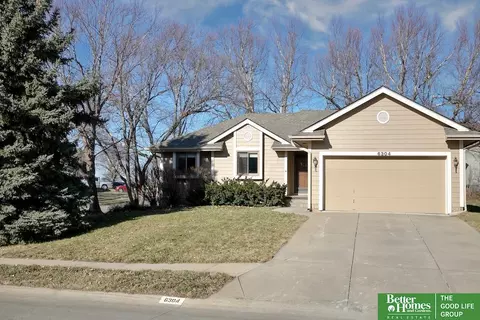 6304 N 105 St, Omaha, NE 68134