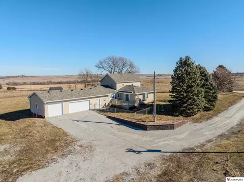60684 360th St, Hastings, IA 51540