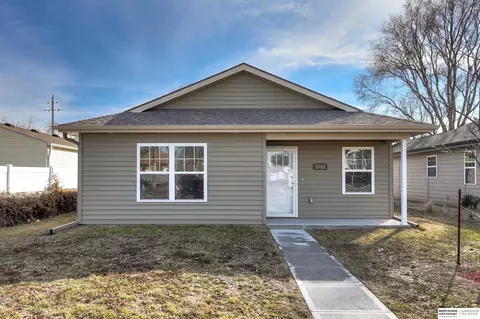 1703 Avenue G, Council Bluffs, IA 51501