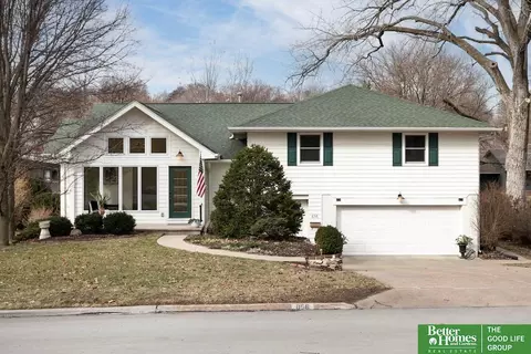 656 J E George Blvd, Omaha, NE 68132