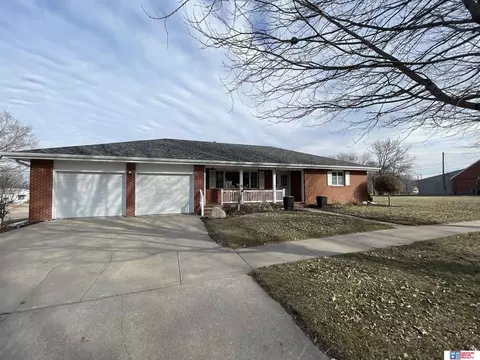 161 N Main St, Osceola, NE 68651