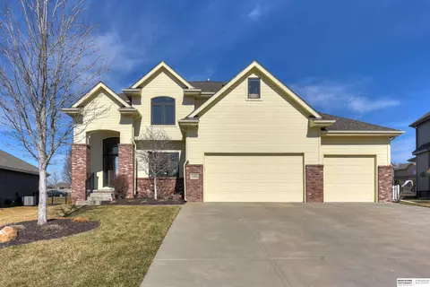17112 Dora Hamann Pkwy, Omaha, NE 68116