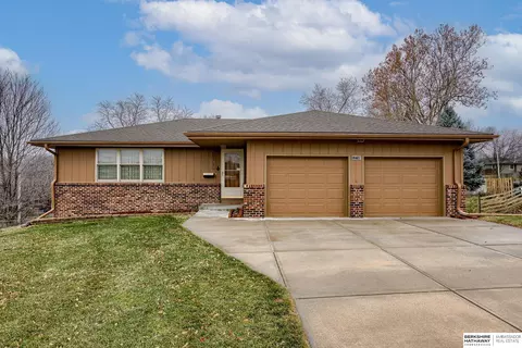 12735 N St, Omaha, NE 68137