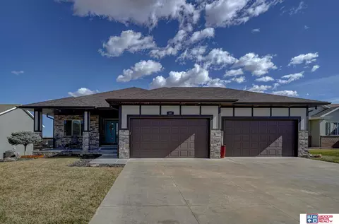 800 N 96th St, Lincoln, NE 68505