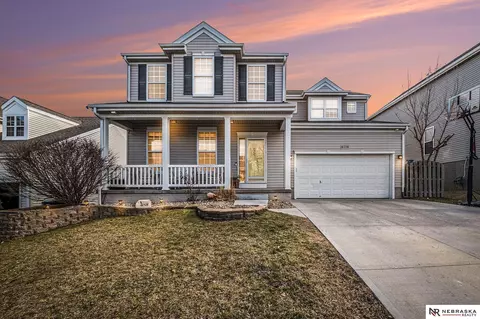 16339 Ohio St, Omaha, NE 68116