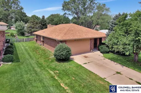 5331 S 65th Cir, Lincoln, NE 68516