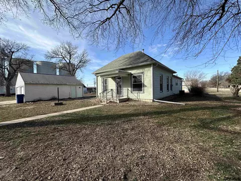 713 Stephens Ave, Dorchester, NE 68343
