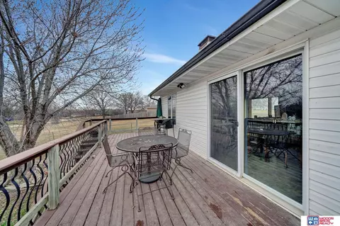 Exterior - 643 Overlook Ln, Beatrice, NE 68310 photo 5 of 12