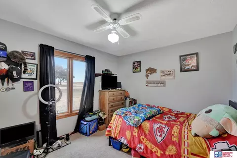 Bedroom - 643 Overlook Ln, Beatrice, NE 68310 photo 3 of 5