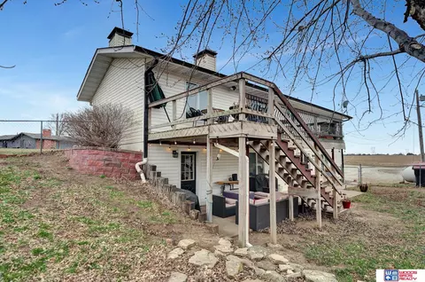 Exterior - 643 Overlook Ln, Beatrice, NE 68310 photo 7 of 12