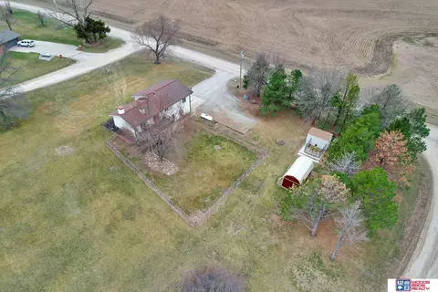View/Area - 643 Overlook Ln, Beatrice, NE 68310 photo 2 of 4
