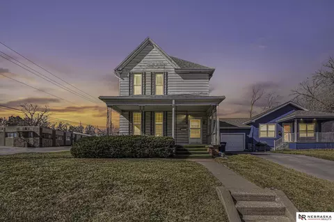 1746 S 26th St, Omaha, NE 68105