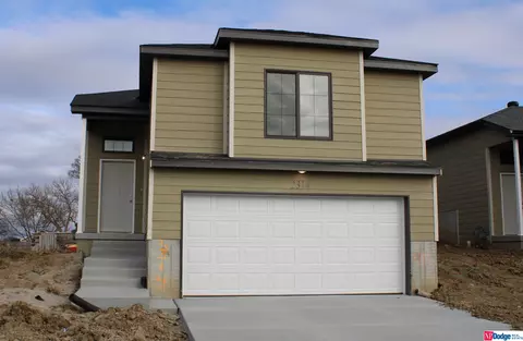 2314 NW 57th St, Lincoln, NE 68524