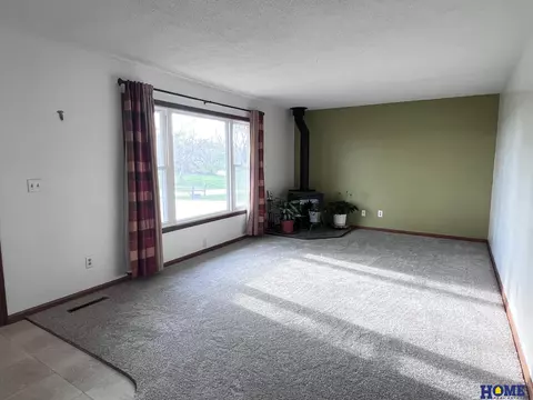 Exterior - 1502 313th Rd, Seward, NE 68434 photo 2 of 7