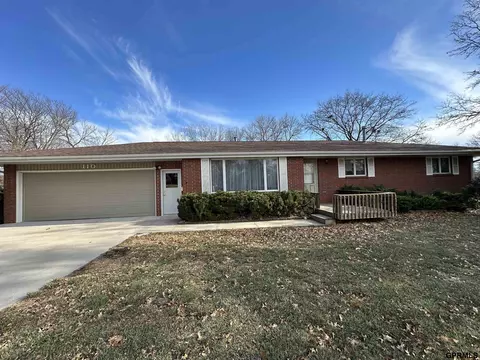 110 Cedar Rd, Crete, NE 68333