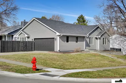 2800 Jane Ln, Lincoln, NE 68516