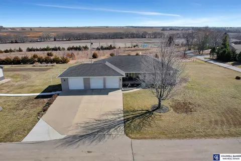 822 Washington St, Sterling, NE 68443