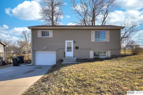 9839 Fowler Ave, Omaha, NE 68134
