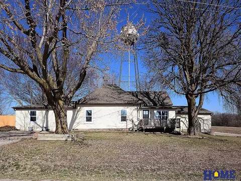 476 4th St, Garland, NE 68360