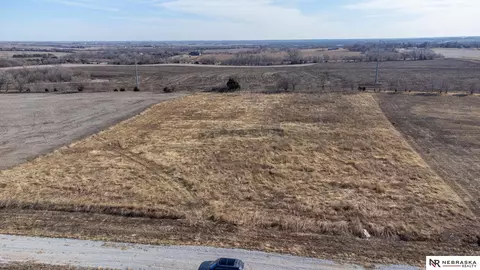 17280 SW 37 St, Martell, NE 68404
