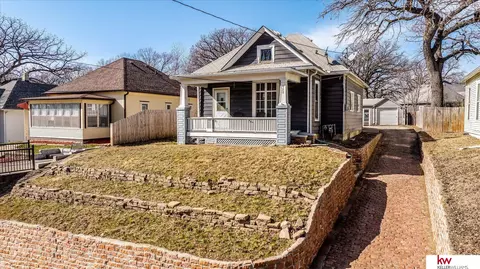 520 Iowa Ave, Council Bluffs, IA 51503