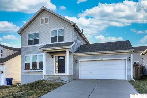 8120 N 147th Ave, Bennington, NE 68007