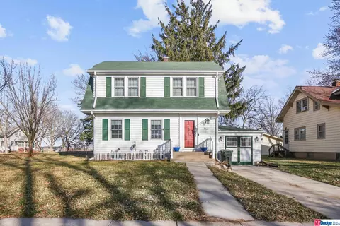 962 N Orange St, Wahoo, NE 68066