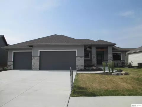10129 S 181 St, Omaha, NE 68136