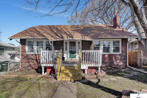 4426 Calvert St, Lincoln, NE 68506