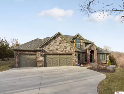 2386 Clark St, Blair, NE 68008