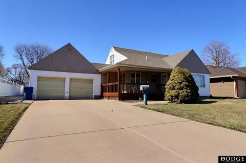 1415 N Lincoln Ave, Fremont, NE 68025