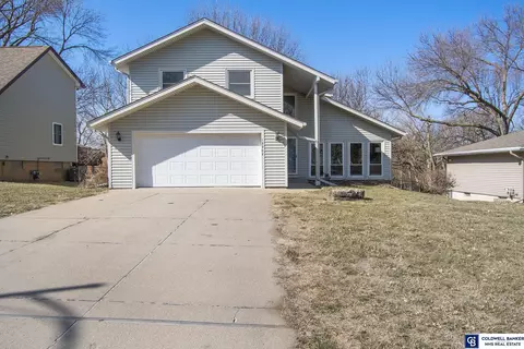 12902 S 35th St, Bellevue, NE 68123
