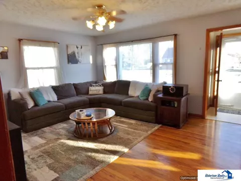 1914 Elk St, Beatrice, NE 68310 photo 5